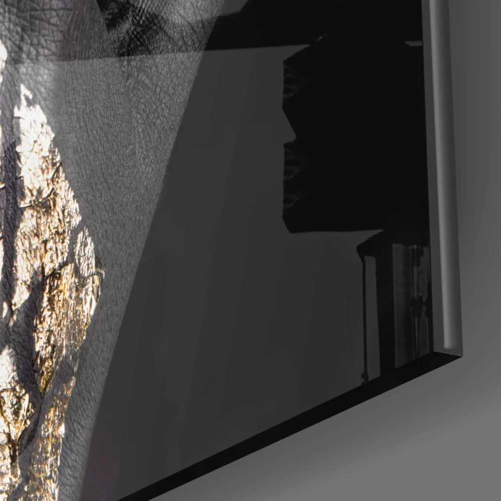 Peinture sur verre de femme
